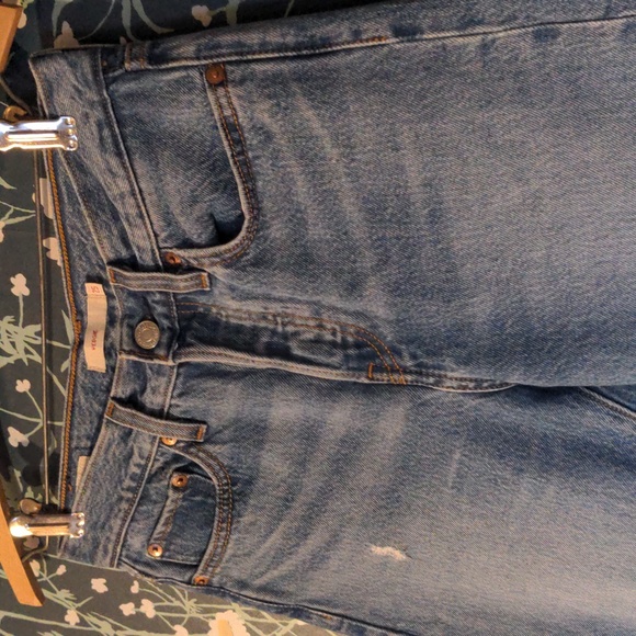 Levi's Wedgie Button Fly Denim Blue Jeans Distressed - Picture 4 of 10